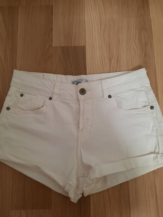 Sprzedam krótkie spodenki