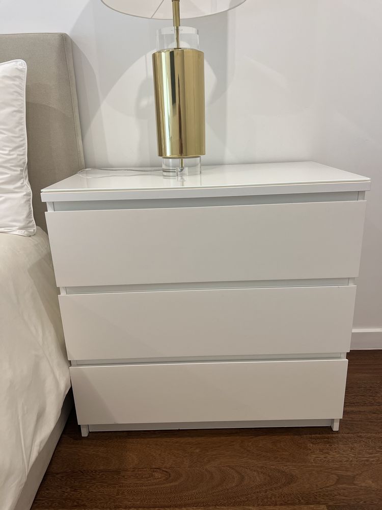 Comodas  Malm 3 Gavetas com Vidro - Brancas