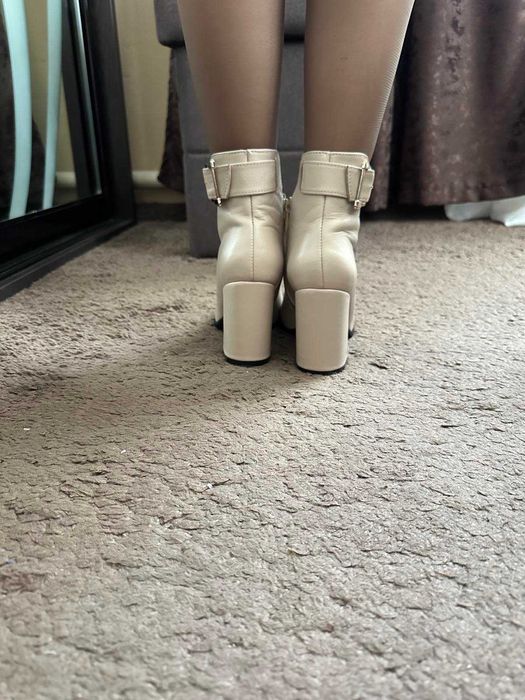 Шкіряні весняно-осінні черевики