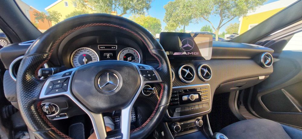 Mercedes-Benz A 180D Full AMG Line