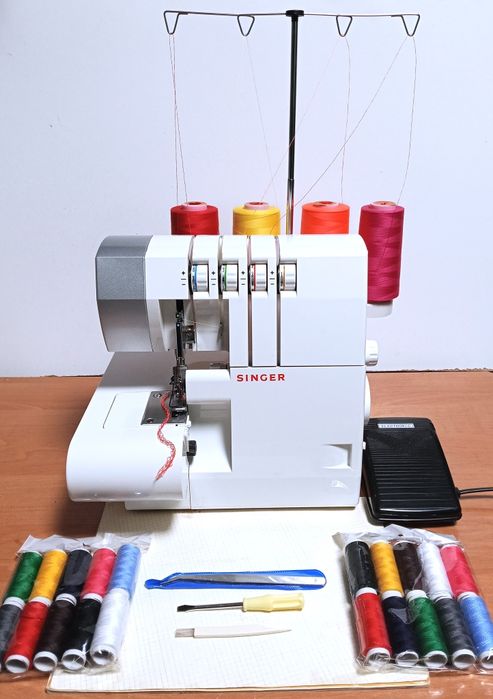 Оверлок Singer Легендарная фирма веников не вяжет