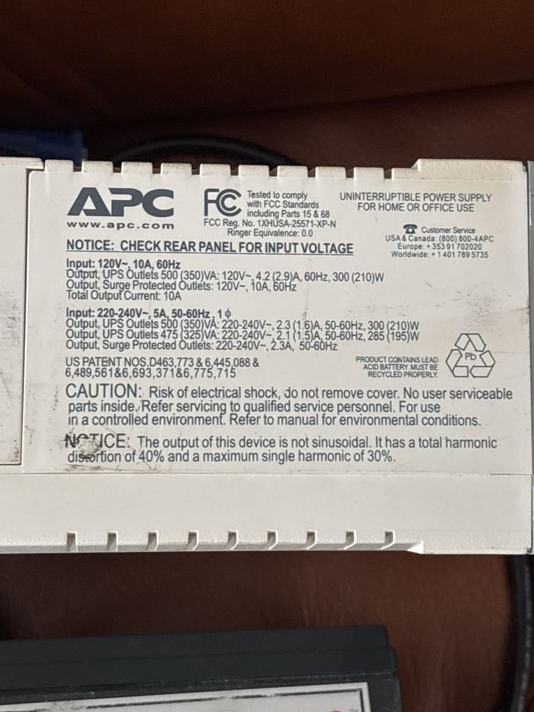 UPS APC Back-UPS CS 325 – sprawny, BEZ baterii, z kablem IEC