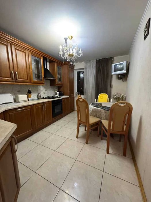 Оренда 3к квартири вул. М. Шнеєрсона (Мініна) кірова поля парк Глоби