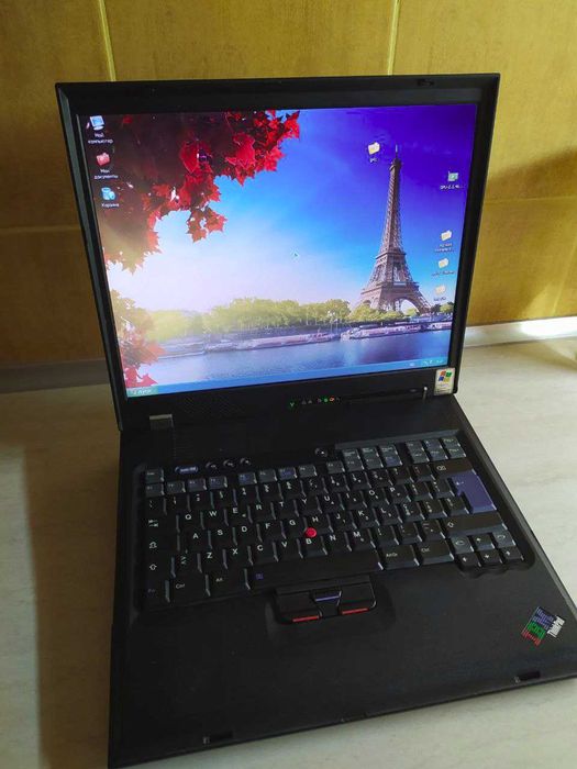 Винтажный ретро-ноутбук IBM Thinkpad G41