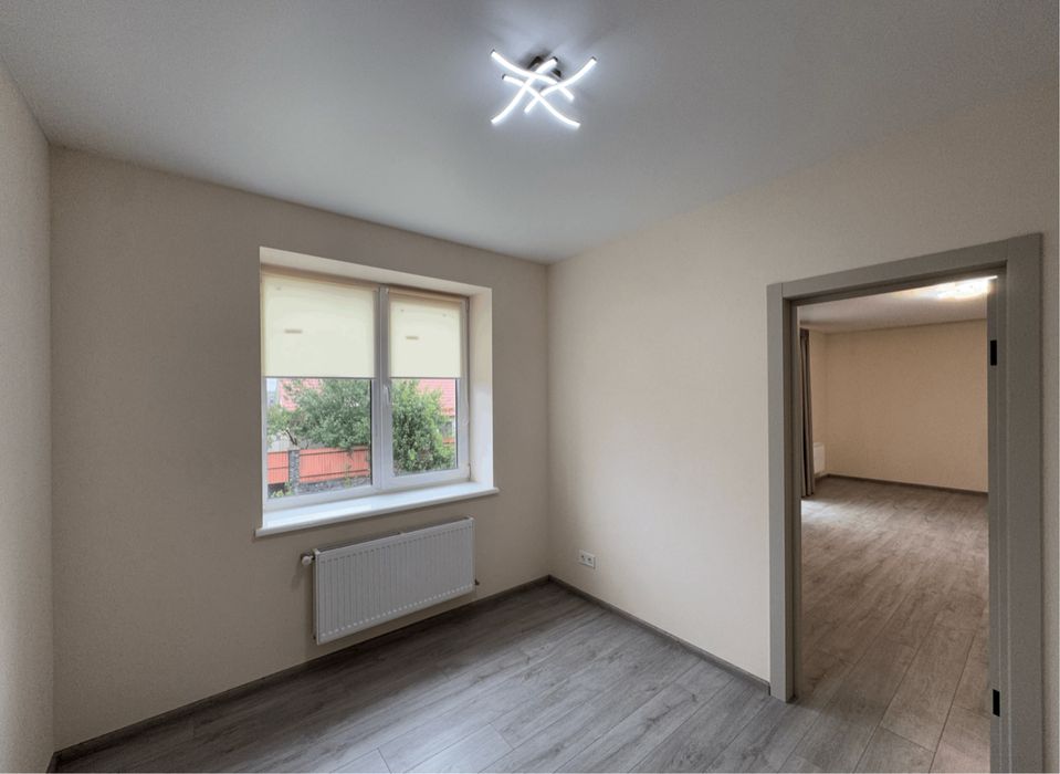 Котедж на Щасливому з великою ділянкою 4.7 сотки!