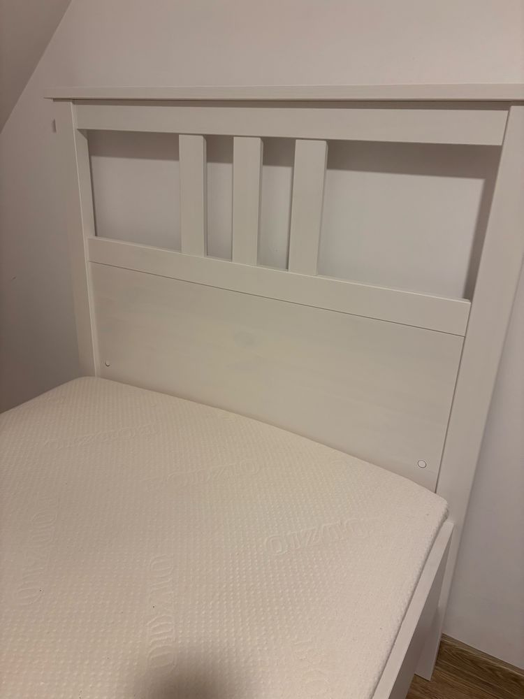 Łóżko Hemnes Ikea z materacem