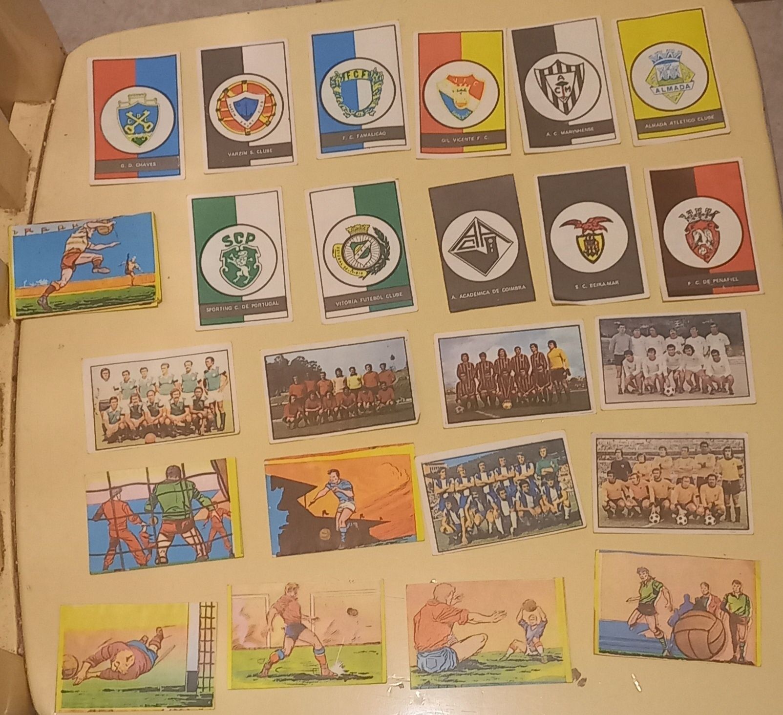 Lote de 28 cromos diferentes, " A História do Futebol" 1974.