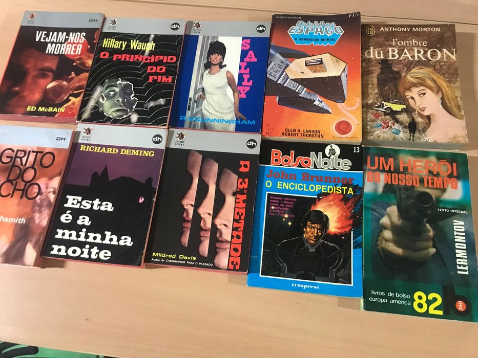 Livros antigos (anos 60/70/80) / livros e revistas do 25 de abril