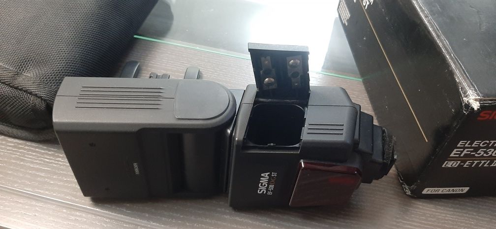 Електронний спалах Sigma EF-530 DG ST для цифрових фотокамер Canon