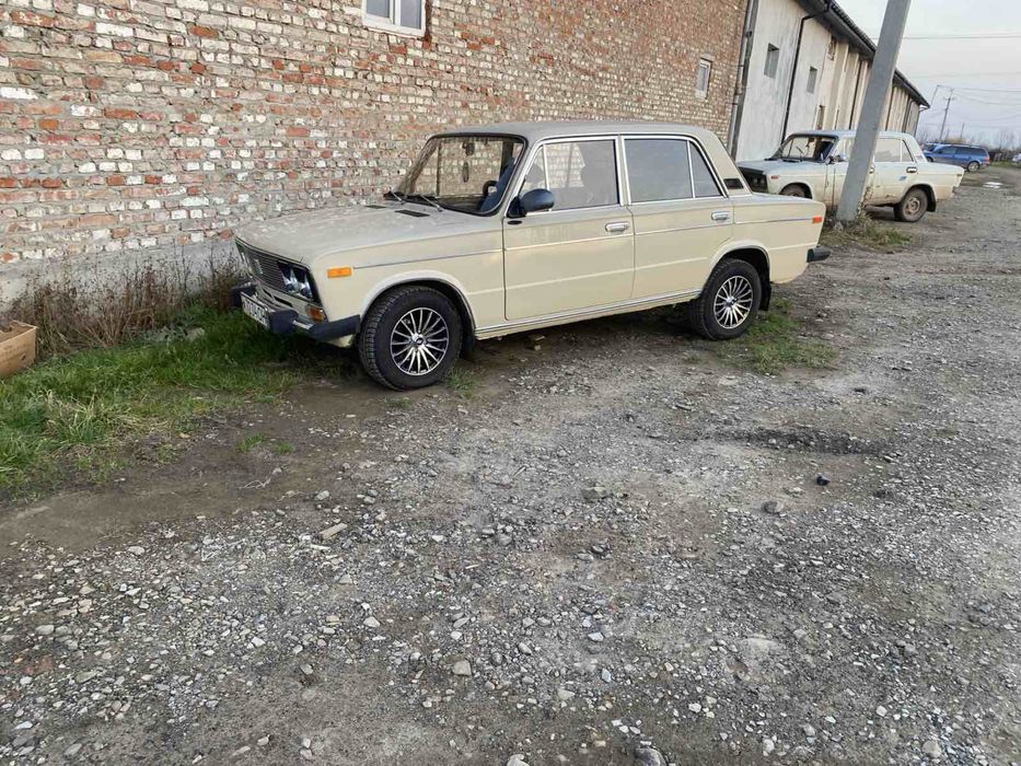Жигуль 2106 в доброму стані