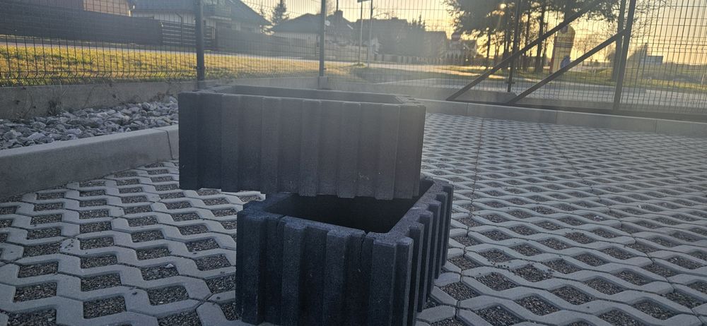 Gazon betonowy doniczka Polbruk 60x40x25 grafit ABAX