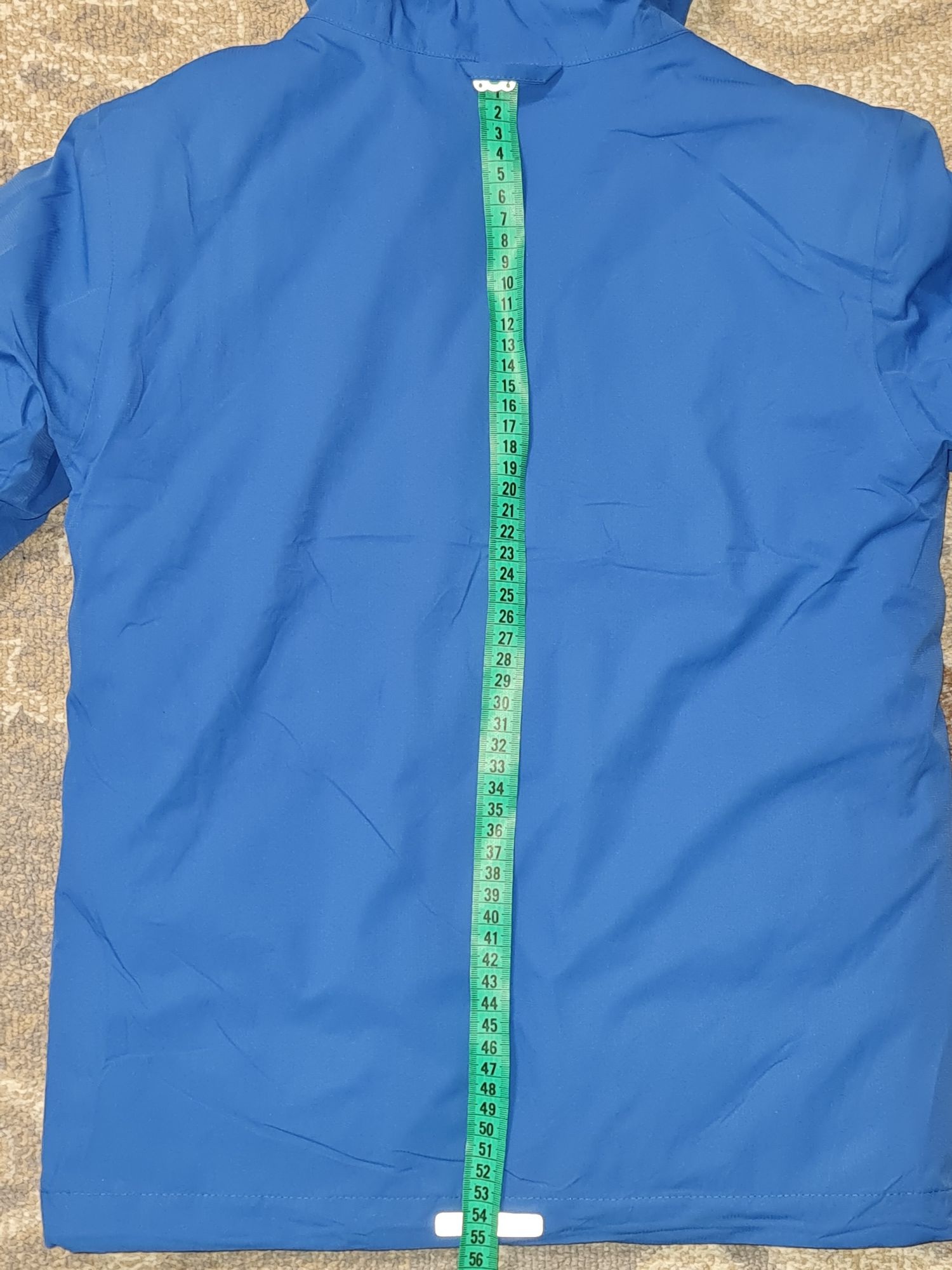 Продам зимову куртку для хлопчика Jack Wolfskin 128 розмір (7-8 років)