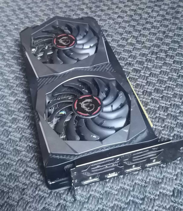 Karta graficzna MSi GTX 1660 Super uszk.