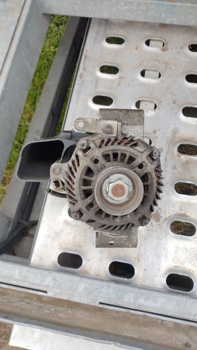 Alternator mazda L3P9 B 12v100A