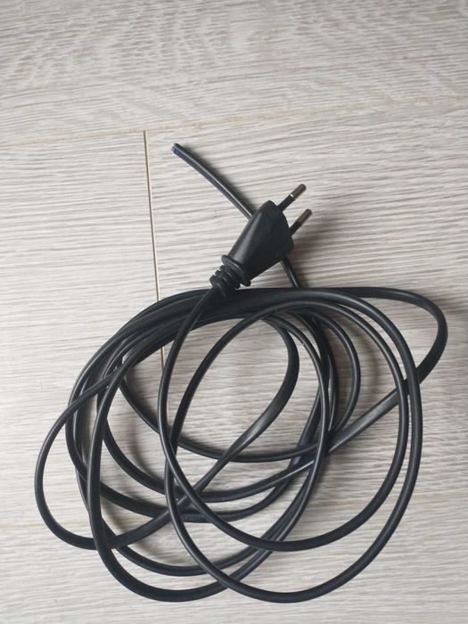 Przewód przyłączeniowy z wtyczką 2,96m (2żyłowy)