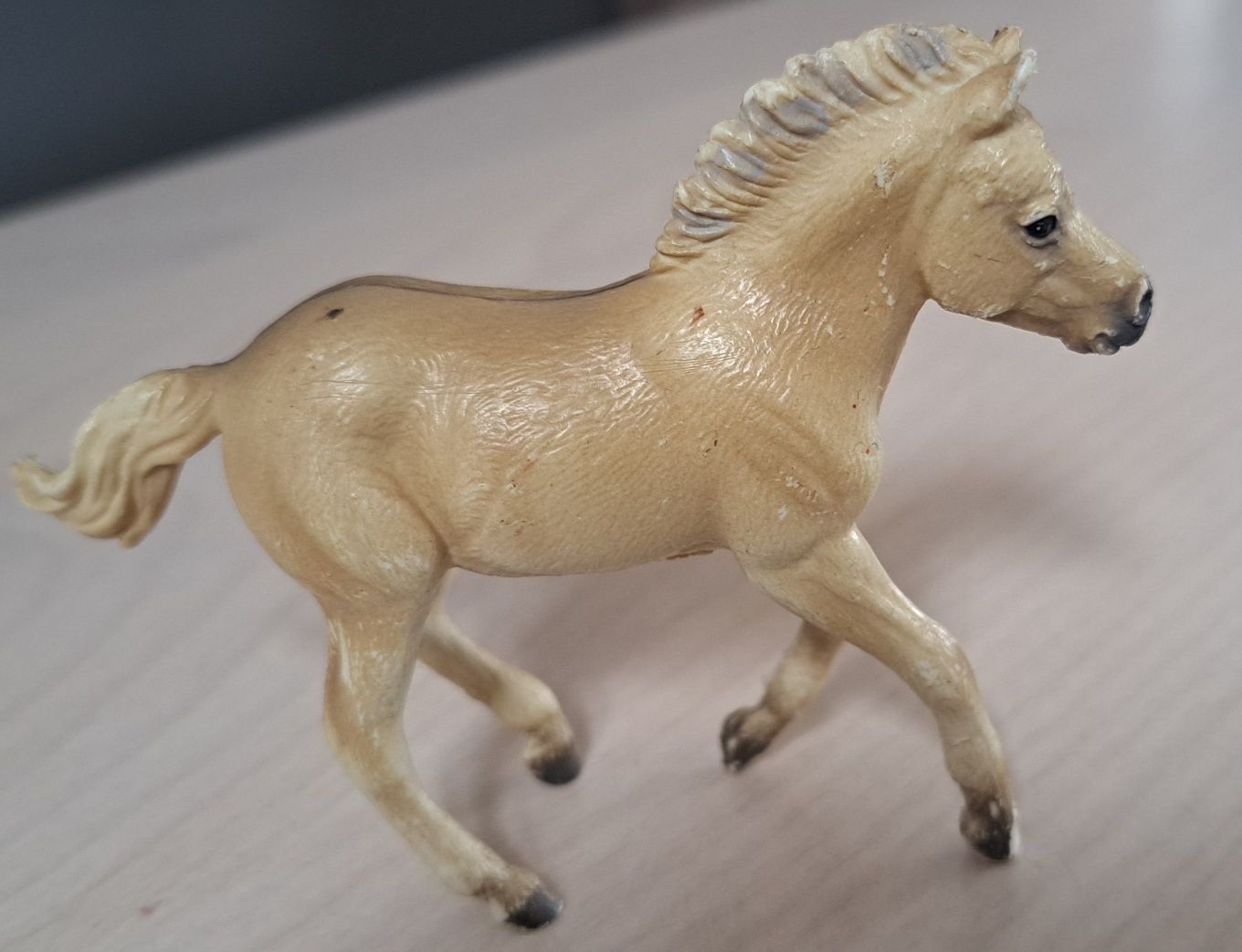 Collecta koń figurka źrebie fiordzkie