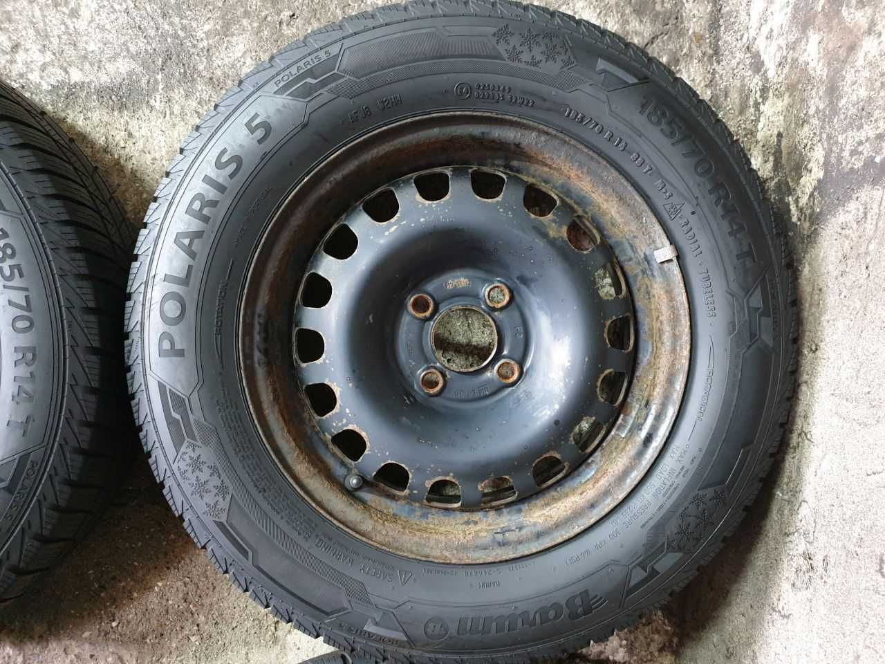 Felgi Stalowe Opel Karl Corsa R14 4x100 opony zima 185/70R14 4mm