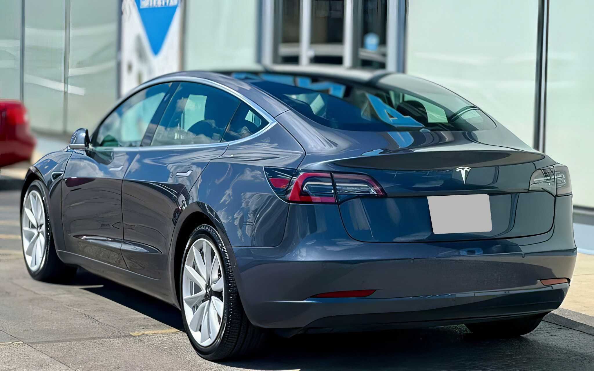 2020 Tesla Model 3 Performance