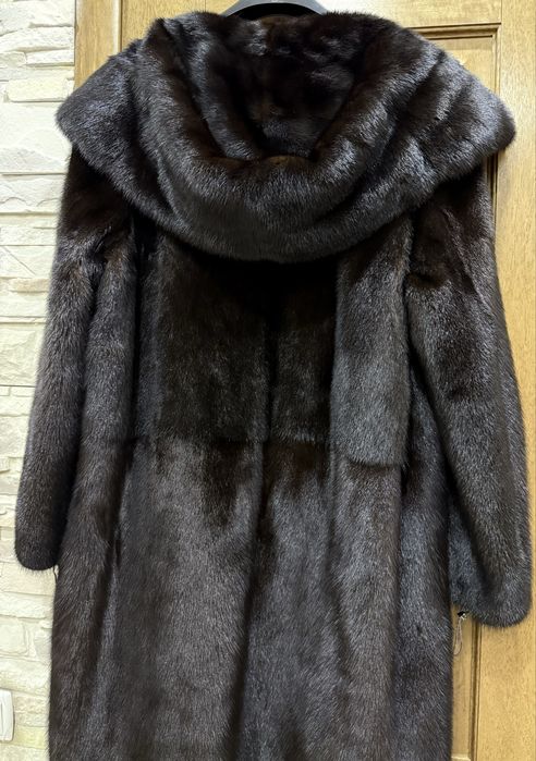 Норковая шуба с капбшоном, Греция, р 54-56