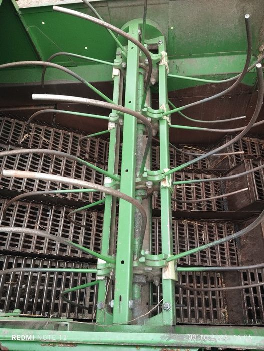 Комбайн свіжопригнаний John Deere 955