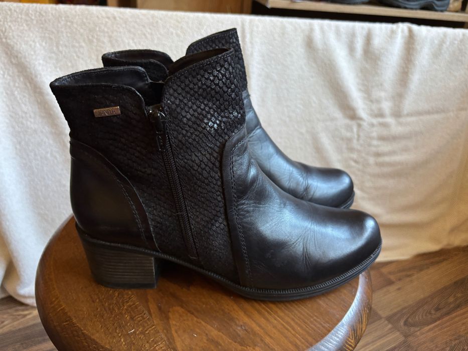 ботинки женские кожаные Финляндия, 41 размер