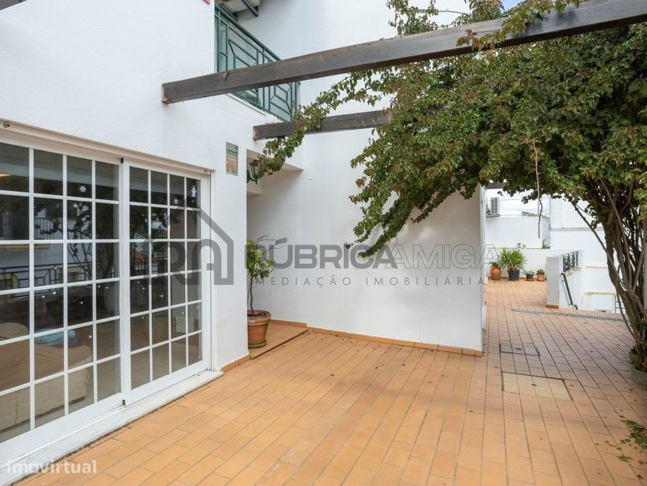 Apartamento T2 Duplex no Centro de Salir