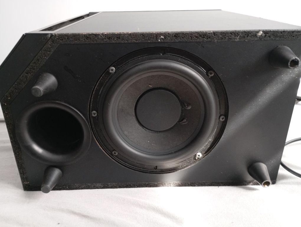 Zestaw kina domowego z nagrywarką HDD/DVD (LG)