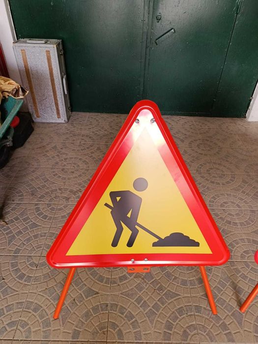 Sinal Obras na via