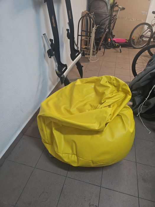 Pufa stan bardzo dobry