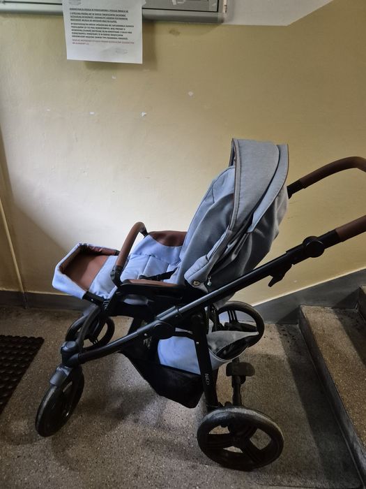 Sprzedam wózek spacerowy