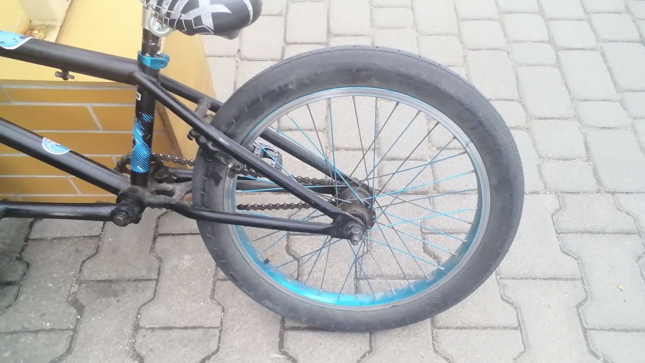 Bmx niebieski / wymieniće sie na dirta