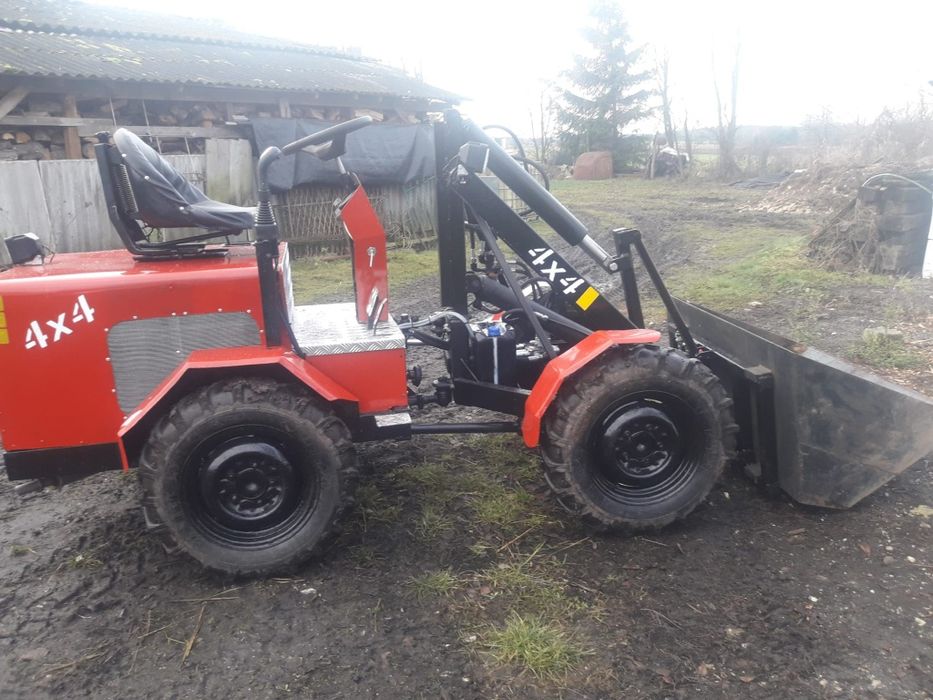 Miniładowarka 4 x 4 sam