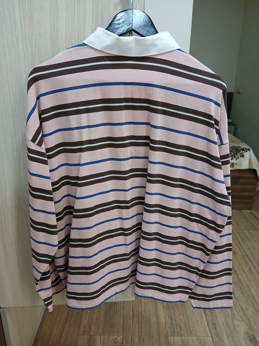 Смугасте поло лонгслів Usual в трендовому кольорі розмір M/L