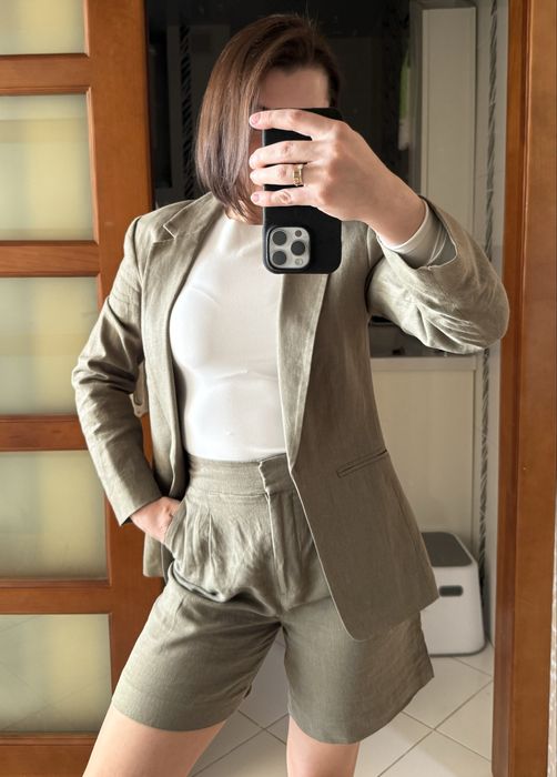 Костюм фірми H&M