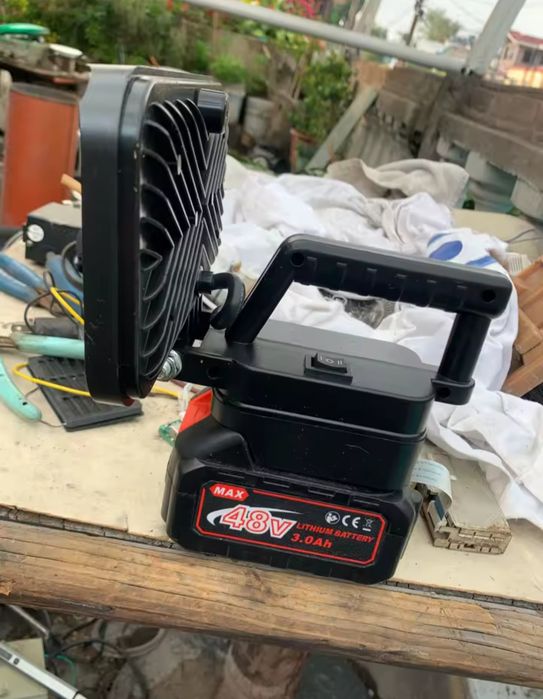 Lampa LED - Aku Makita