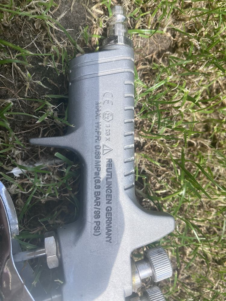 Pistolet  do konserwacji zbiornik 1L