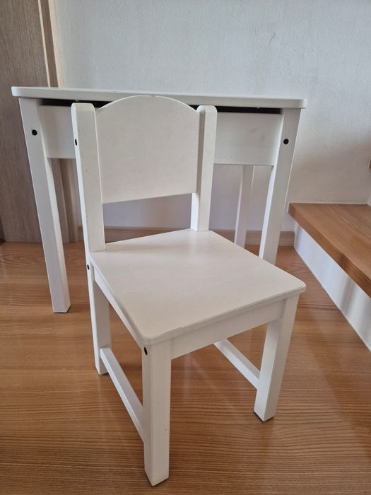 Stolik dla dziecka IKEA SUNDVIK