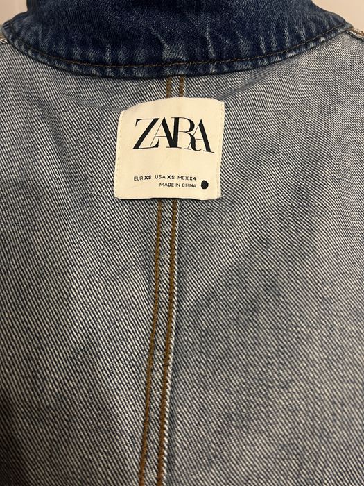 Джинсова оверсайз куртка ZARA з накладними кишенями