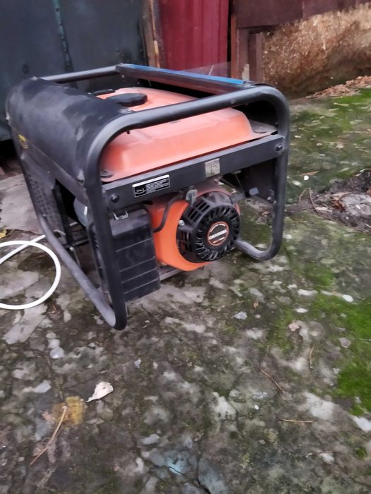 Бензиновий генератор 3.5 кВт