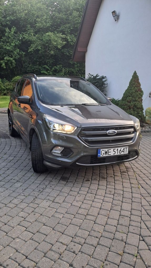 Ford Kuga 1.5 Ecoboost ST Line