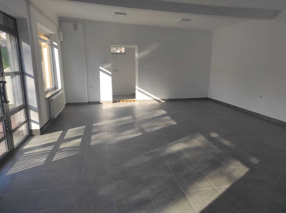 Lokal na wynajem, 44 m2, Poręba Spytkowska