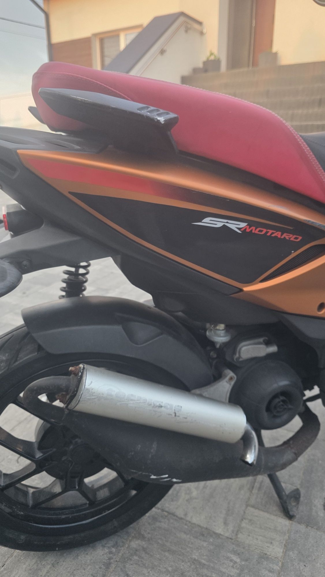 Piaggio aprlla 50 cm³ | 2012 | 18 500 km | 5000 zł

Sprzedam skuter Pi