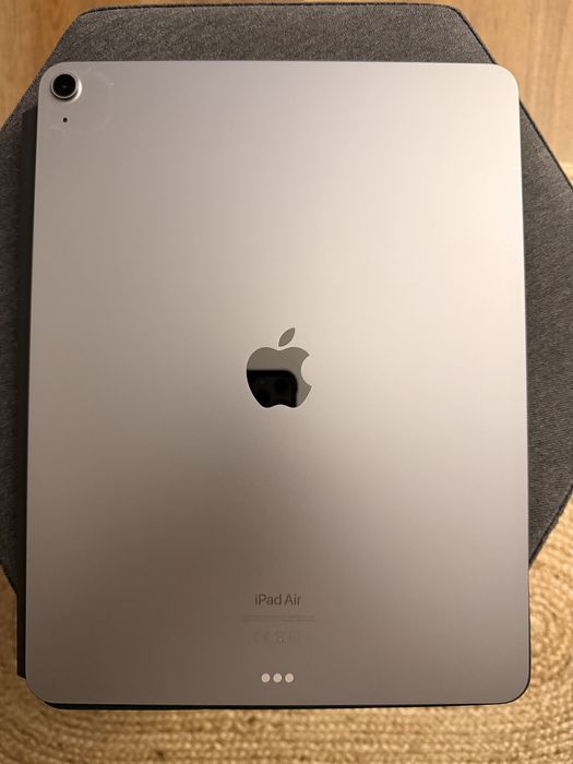 Ipad Air M2 13" - Igual a Novo (2025)