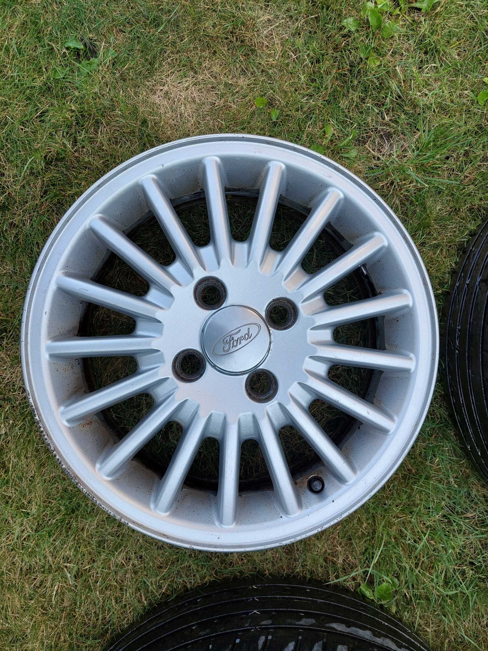 Sprzedam felgi do forda 4x108