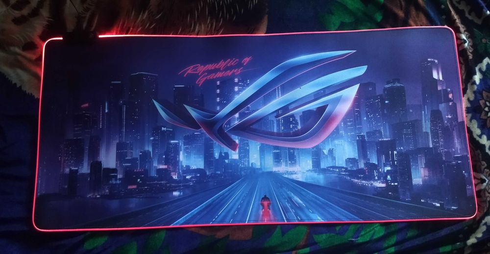 Ігровий килимок для миші з підсвіткою Neon City ( 900x400)