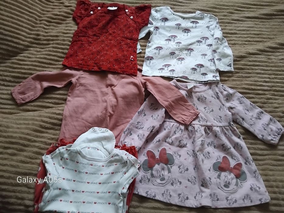 Одяг на дівчинку