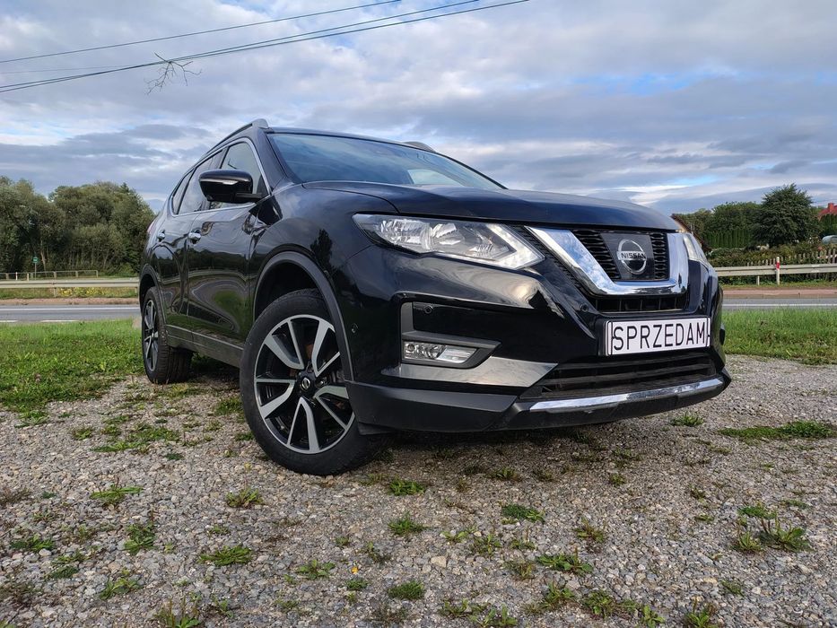 Nissan X-Trail T32 polift,benzyna, kamery 360, panorama, bogata wersja