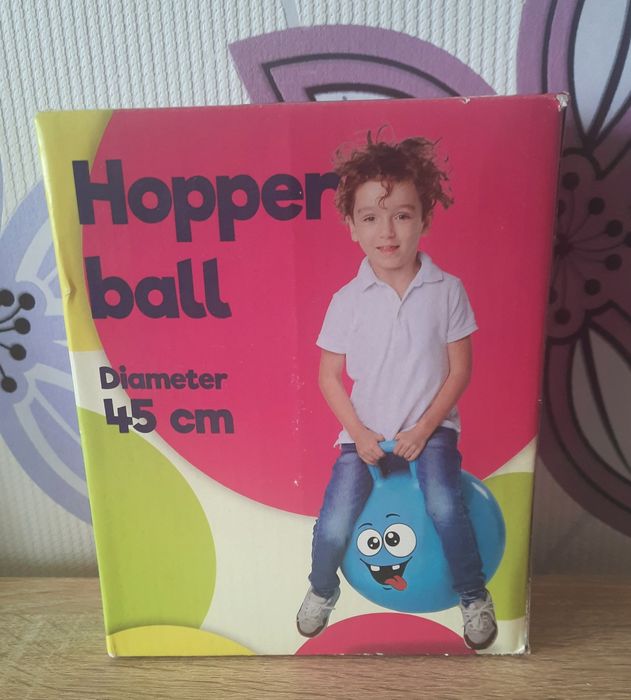 Детский мяч прыгун