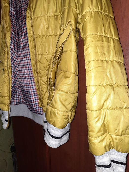 Куртка весенняя на девочку