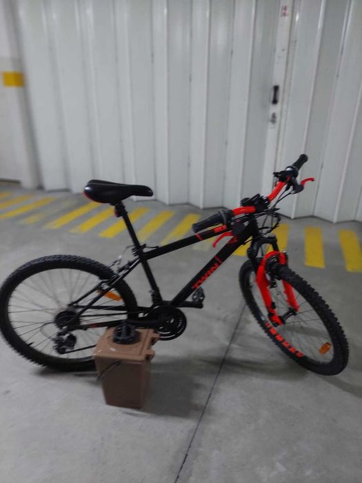 Bicicleta btwin rockrider 500, roda 24 em bom estado